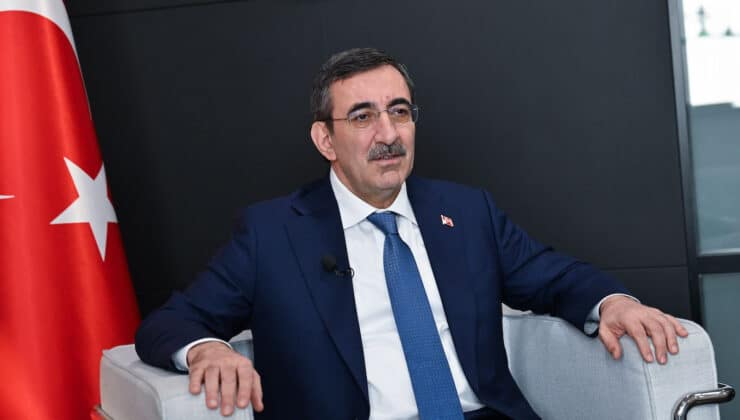 Cevdet Yılmaz’dan milli takıma şampiyonluk kutlaması