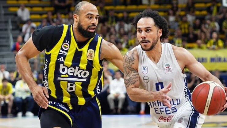 Fenerbahçe Beko, Anadolu Efes’e karşı geri döndü