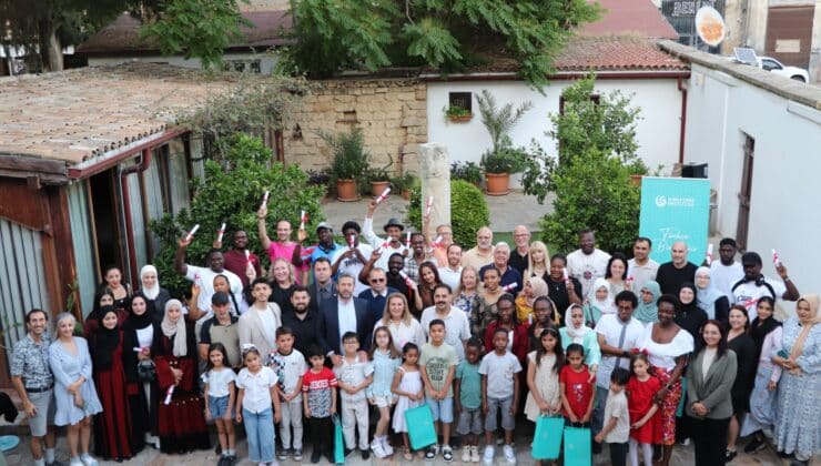 Lefkoşa Yunus Emre Enstitüsü kursiyerlere sertifika verdi