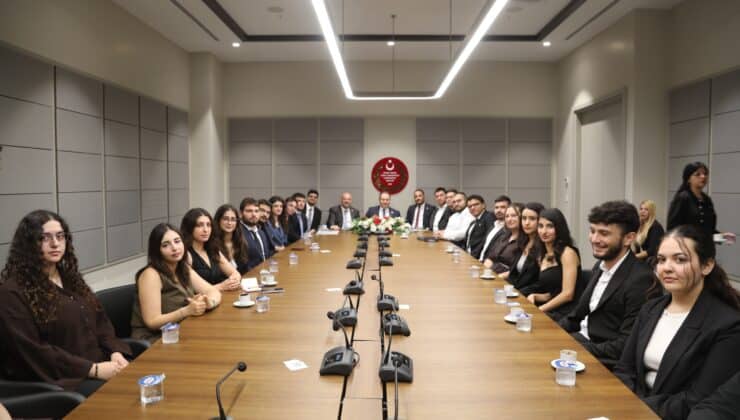 Öztürkler: Gençler dinlenmek değil, çözüm istiyor