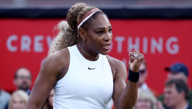 Serena Williams kortlara muhteşem geri dönüyor