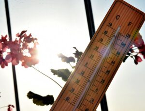 Sıcaklıklar 34 Dereceye Kadar Yükselecek
