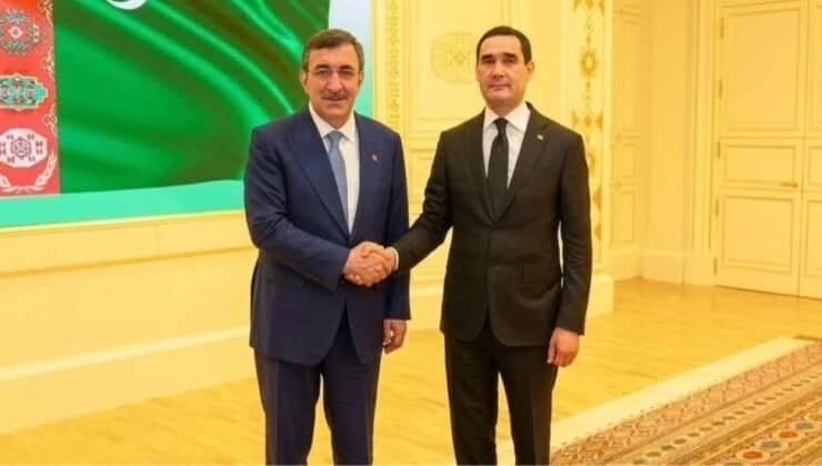 Yılmaz, Berdimuhamedov ile Türkmenistan’da bir araya geldi