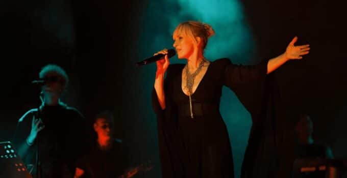 Sertab Erener, Mağusa Festivali’nde Duygu Dolu Bir Performans Gösterdi