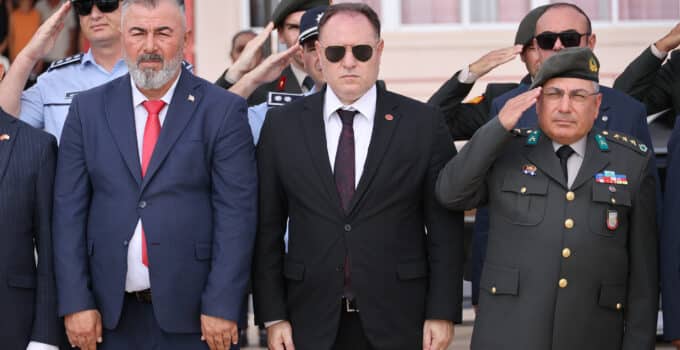 Ziya Öztürkler şehitlerin emanetine ebedi sahip çıkma sözü verdi
