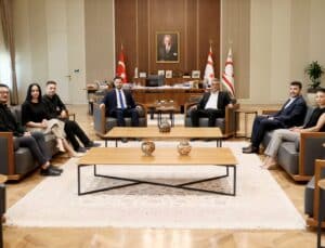 Cumhurbaşkanı Tufan Erhürman, Kıbrıs Türk Mimarlar Odası Başkanı ve beraberindeki heyeti kabul etti