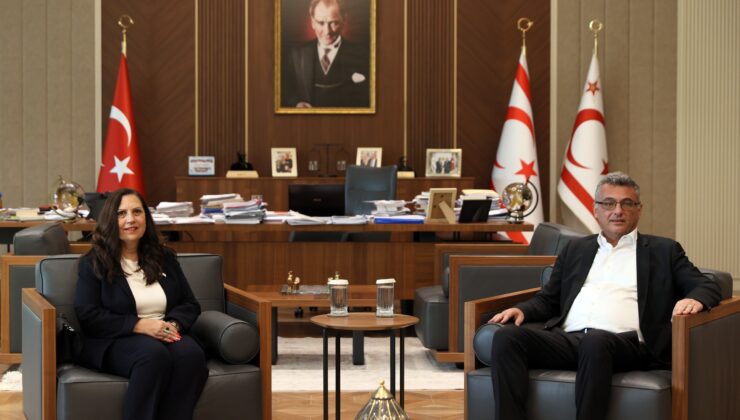 Cumhurbaşkanı Tufan Erhürman, KKTC’nin Helsinki Temsilcisi Ayşen İnanıroğlu ile bir araya geldi