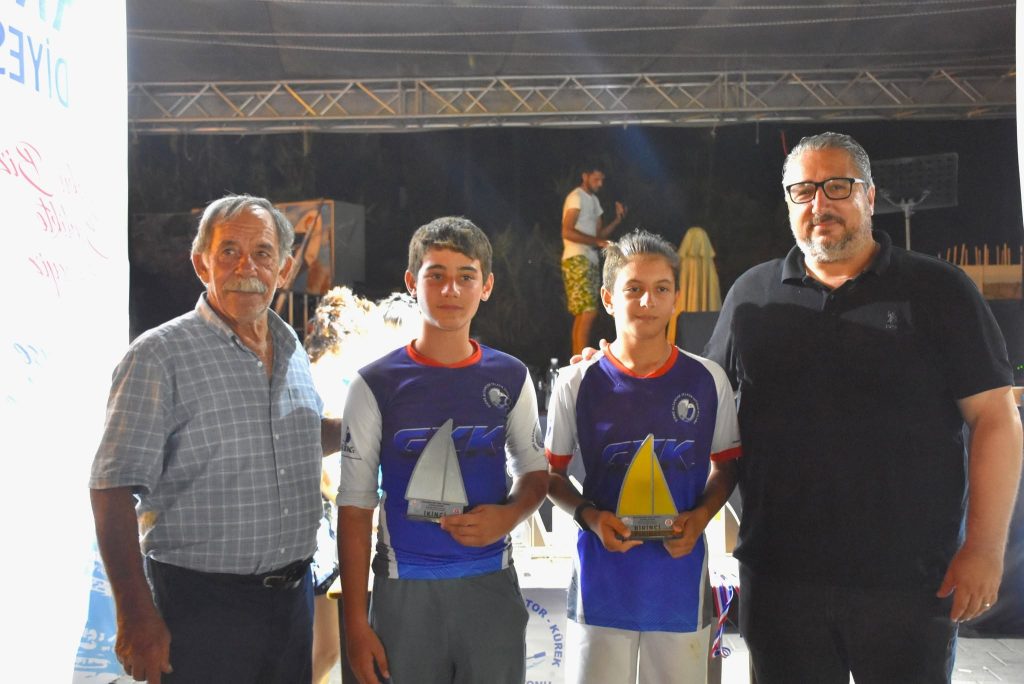 Karaoğlanoğlu Spor Oyunları ve Deniz Şenliği'nde ILCA 4 ile Optimist Yelken Yarışları Tamamlandı