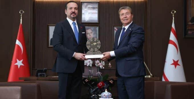 Başbakan Ünal Üstel, AK Parti Genel Başkan Yardımcısı Kürşat Zorlu’yu kabul etti…