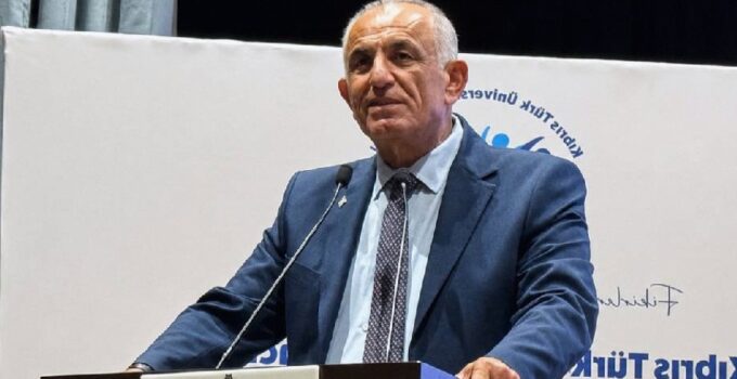 Çavuşoğlu, gençlerin önerilerini merakla bekliyor