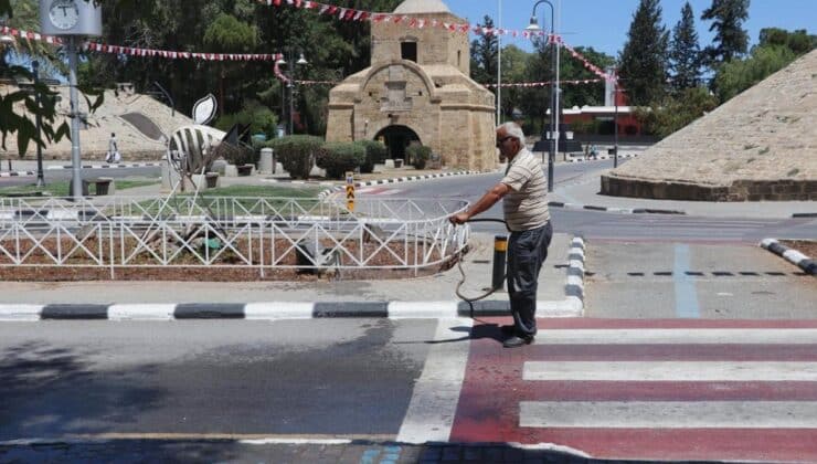 Kavurucu Sıcaklar Etkisini Sürdürüyor
