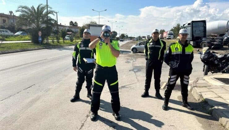 53 Trafik Kazasında 22 Kişi Yaralandı