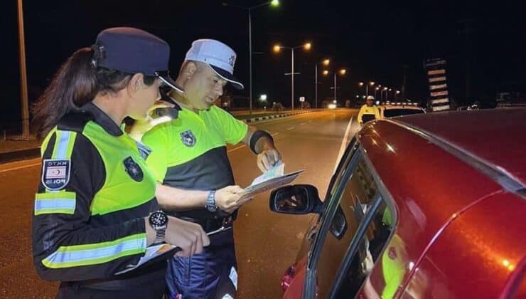 Bir Günde 360 Sürücüye Ceza, 21 Araç Trafikten Men Edildi