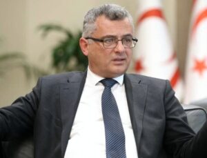 Erhürman, seçim yasasını neden iade ettiğini anlattı