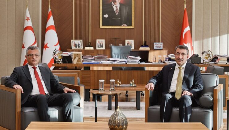 Erhürman, Yılmaz’la Görüştü: Destek İçin  Teşekkür Etti